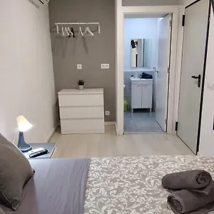 Hotel Urban Basic, L’Hospitalet de Llobregat